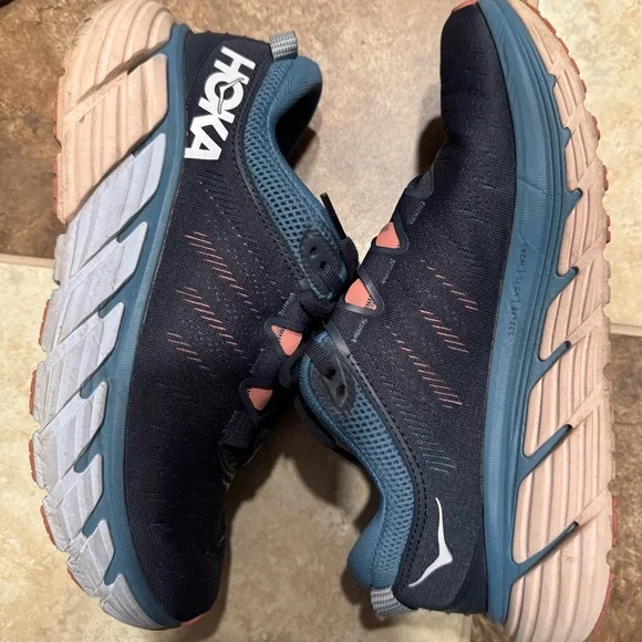 Hoka One One Gaviota 3 Women's Size 7.5B Navy Athletic Shoes - Picture 2 of 5